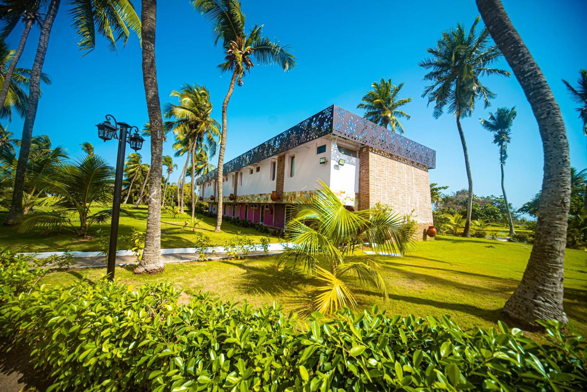 Hotel Sarakawa Lomé Esterno foto