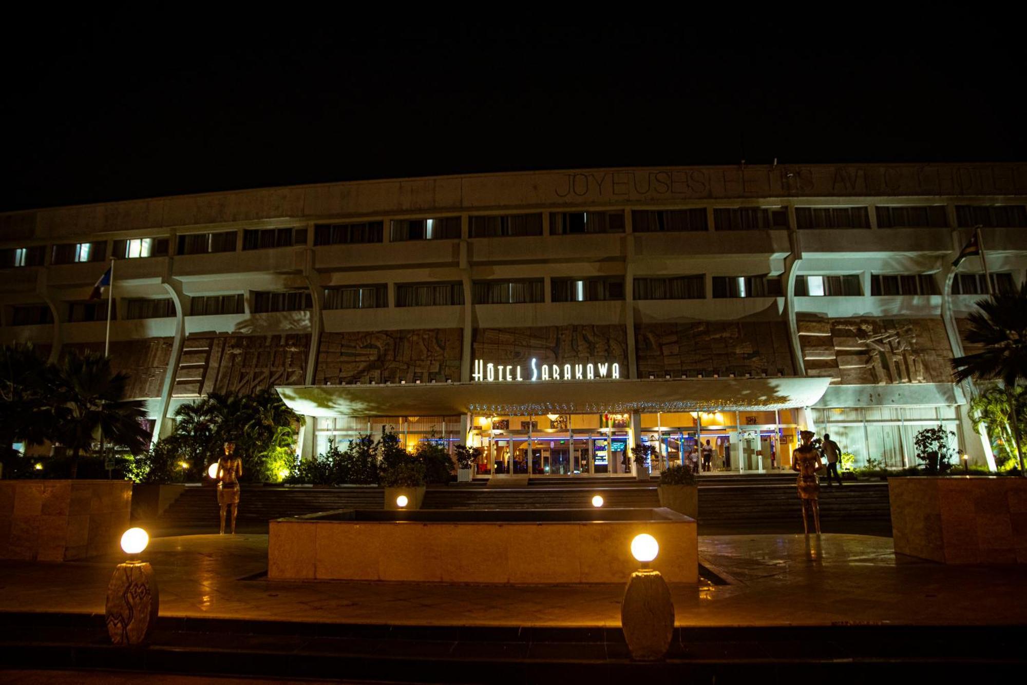 Hotel Sarakawa Lomé Esterno foto