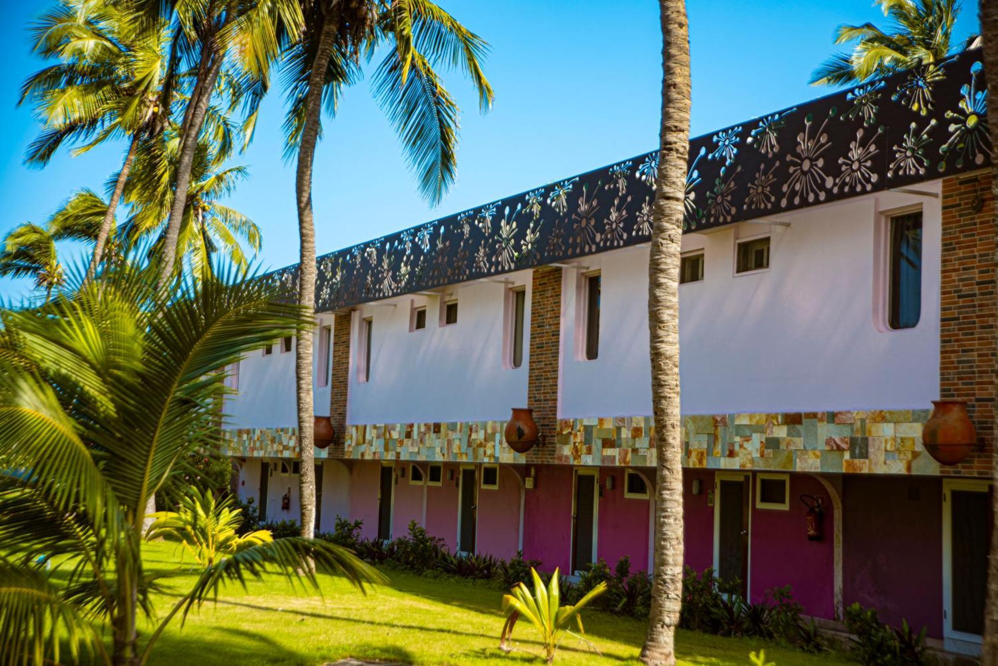 Hotel Sarakawa Lomé Esterno foto